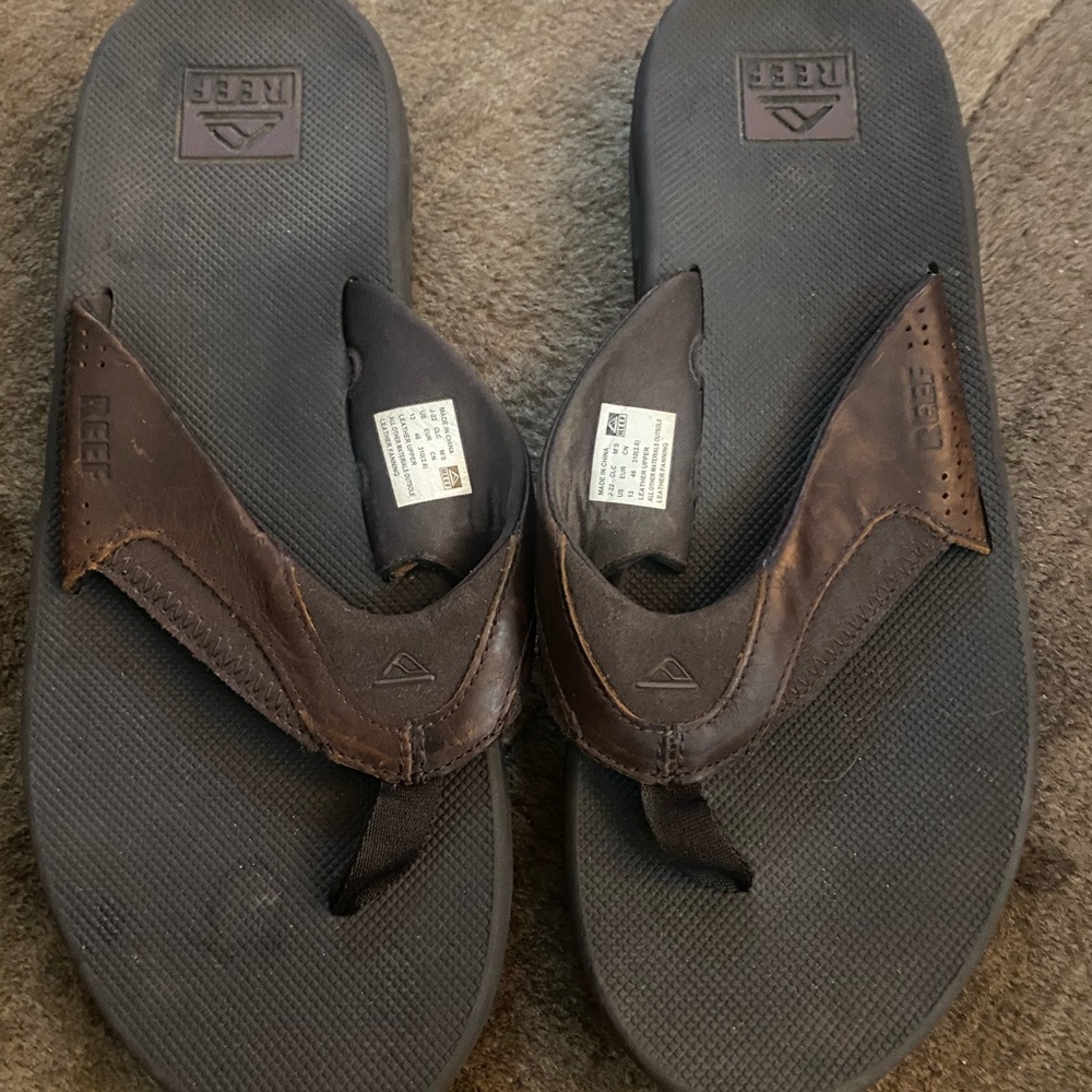 Like BN- Wore One Time-Reef Men's Brown Leather Flip Flop Sandals